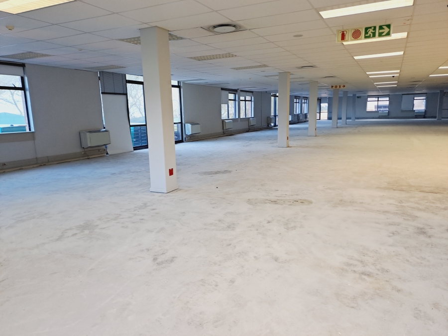 To Let commercial Property for Rent in Plattekloof Western Cape